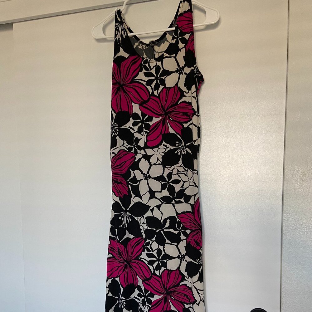 Floral Midi Dress – Pink & Black Bold Print, Size S/M (No Slit)